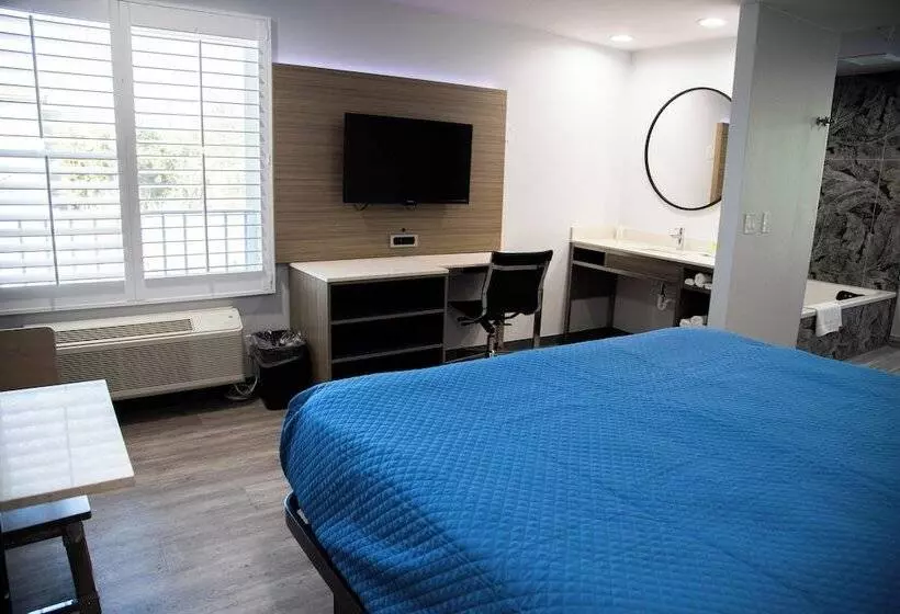 فندق Pico Rivera Inn And Suites