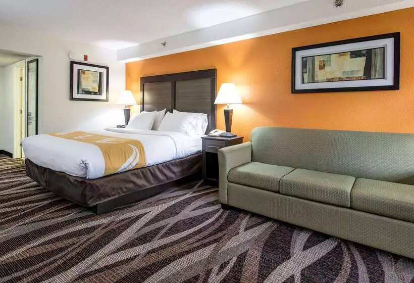 ホテル Quality Inn Creekside   Downtown Gatlinburg