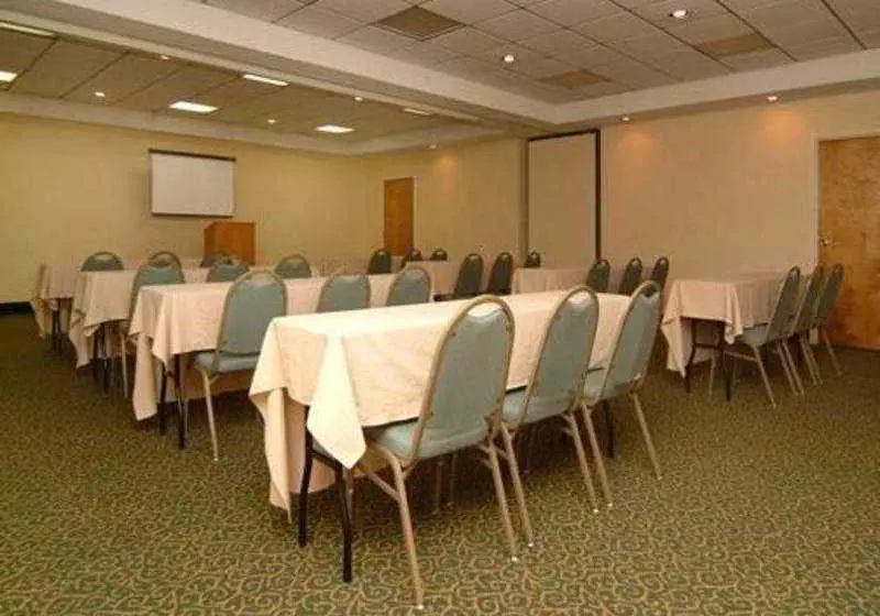 酒店 Quality Suites Convention Center Charleston