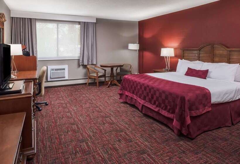 فندق Ramada By Wyndham Grand Forks