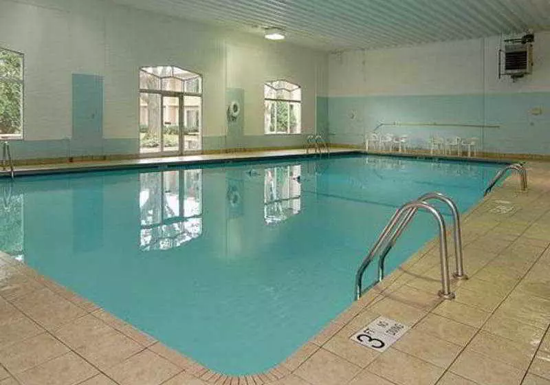 Otel Rodeway Inn South