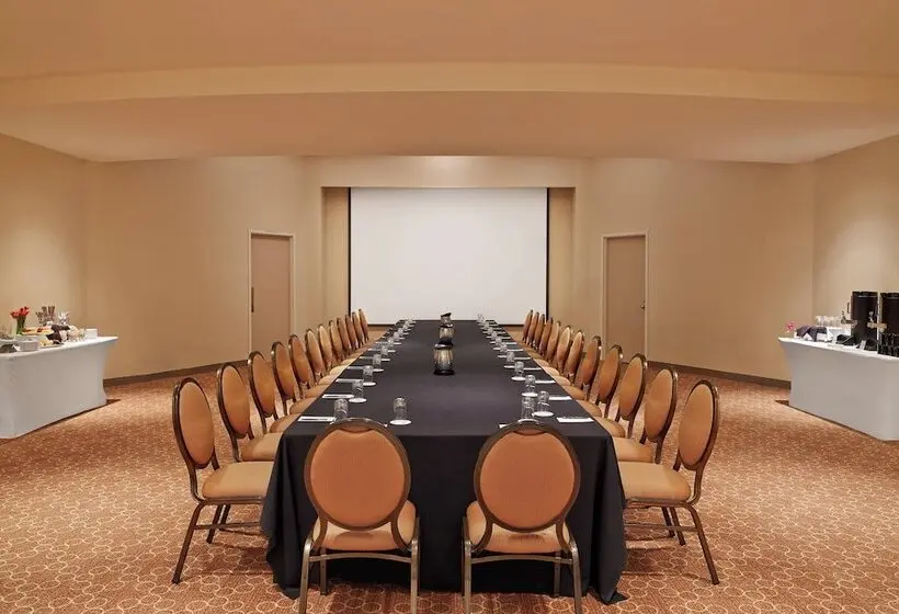 ホテル Sheraton Detroit Novi