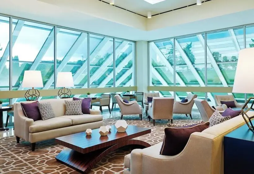 ホテル Sheraton Detroit Novi