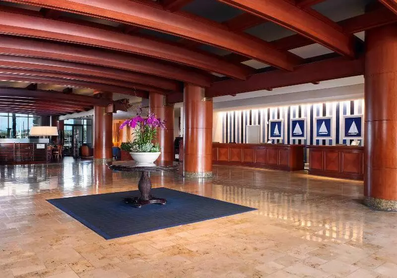 Отель Sheraton San Diego Resort