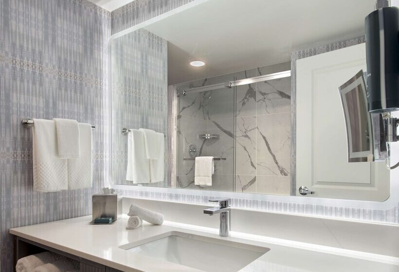 Otel Doubletree By Hilton Poughkeepsie