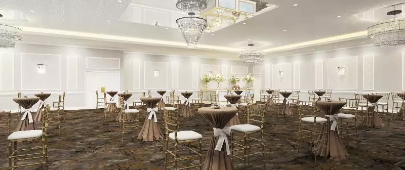 هتل Doubletree By Hilton Poughkeepsie