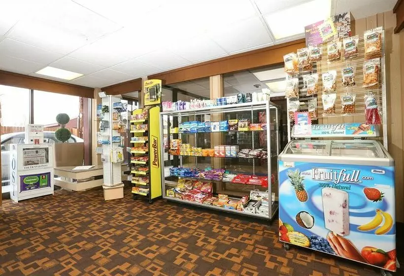 فندق Quality Inn & Suites Denver Stapleton