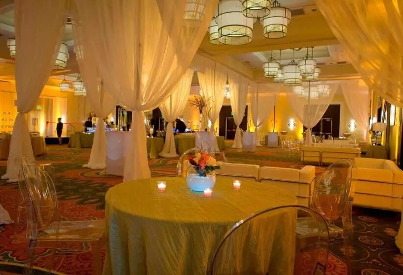 فندق Charleston Marriott