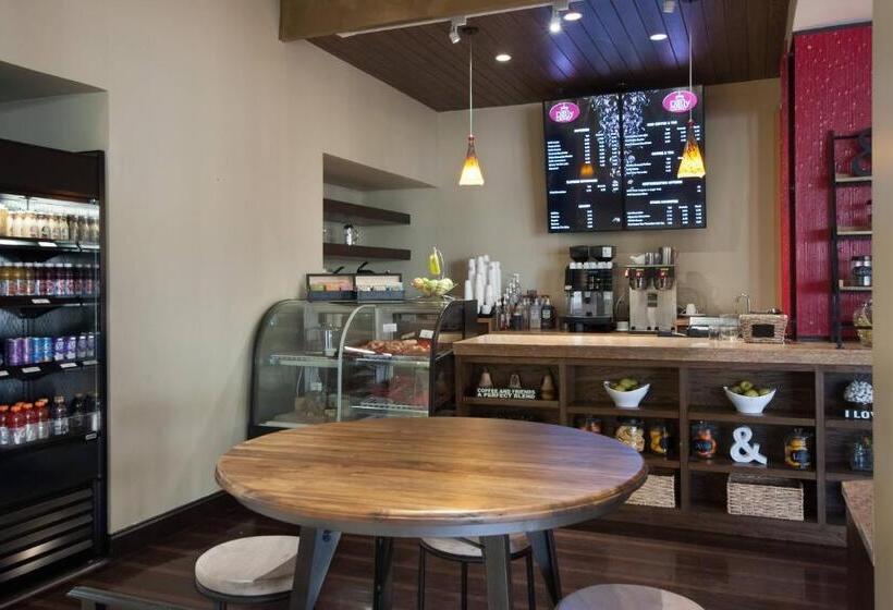 Hotel Charleston Marriott