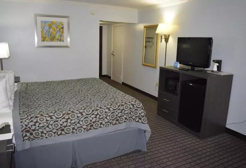 فندق Days Inn By Wyndham Rock Falls