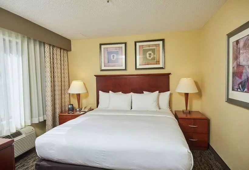 בית מלון כפרי Doubletree By Hilton Princeton