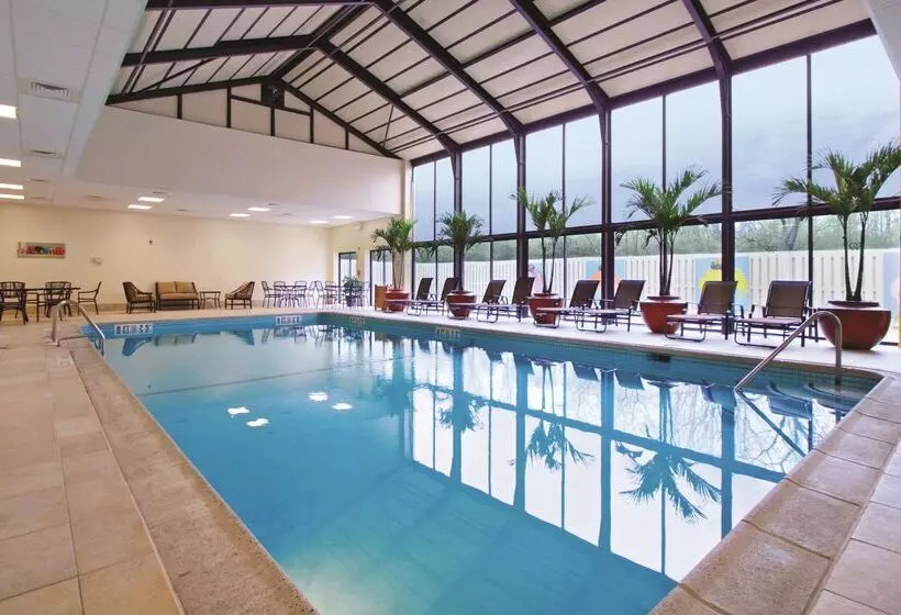 בית מלון כפרי Doubletree By Hilton Princeton