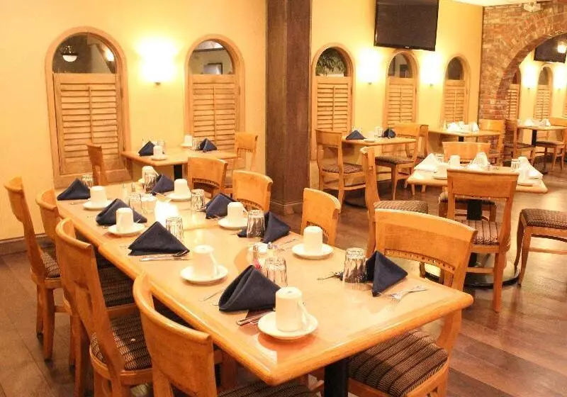 هتل Holiday Inn Great Falls Convention Center, An Ihg