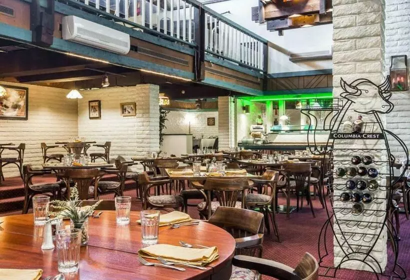 בית מלון כפרי Quality Inn & Suites