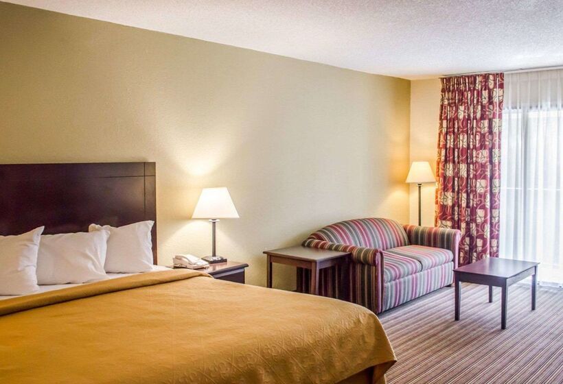 בית מלון כפרי Quality Inn & Suites Pensacola Bayview