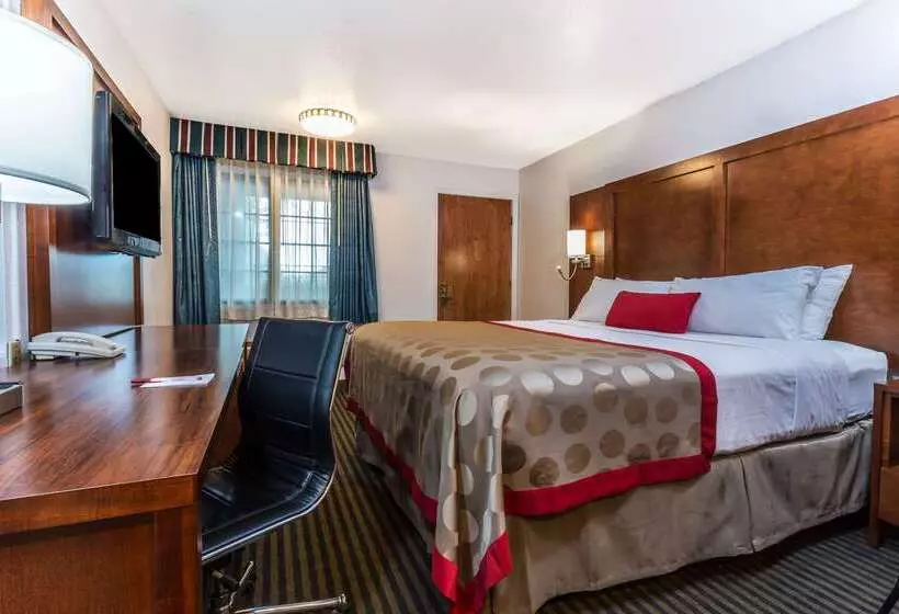 فندق Ramada By Wyndham Mountain View