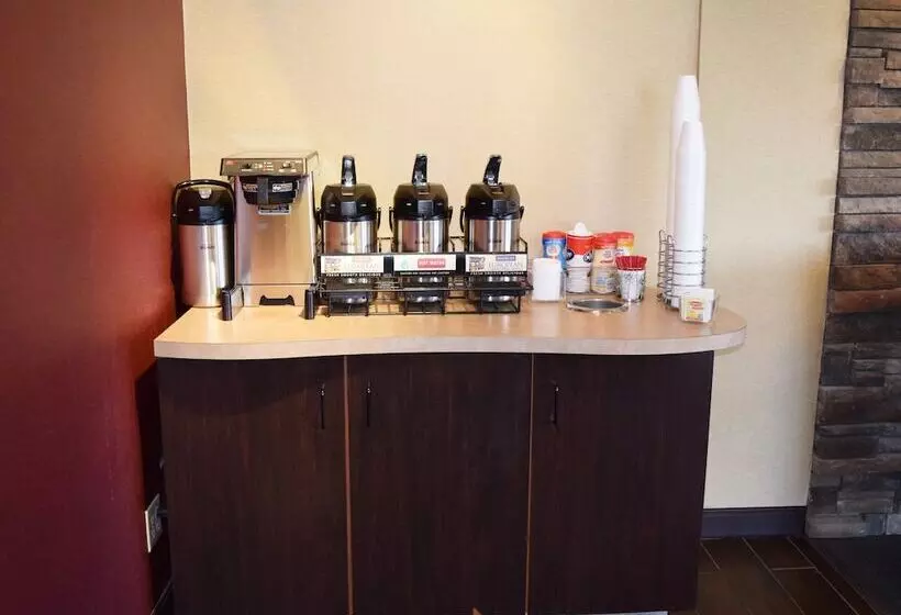 酒店 Red Roof Inn St Clairsville  Wheeling West