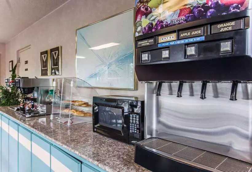 Отель Rodeway Inn University Area