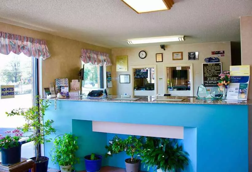 Отель Rodeway Inn University Area