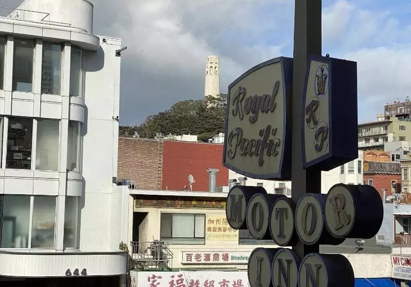 호텔 Royal Pacific Motor Inn