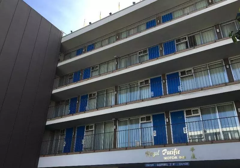 호텔 Royal Pacific Motor Inn