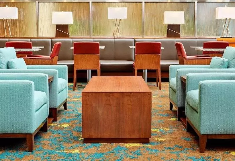 Отель The Westin Atlanta Airport