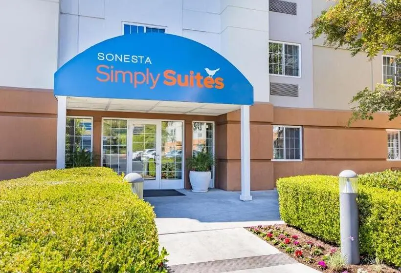 レジデンス Sonesta Simply Suites Memphis East Poplar Pike
