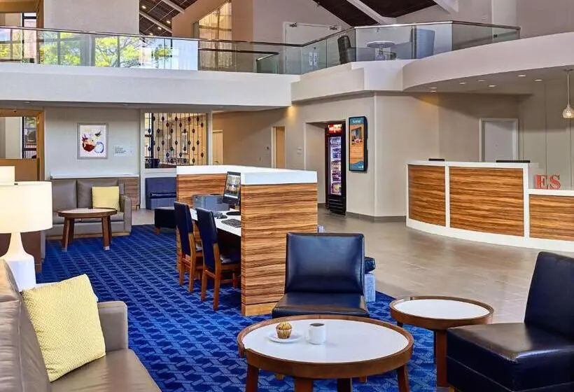 レジデンス Sonesta Simply Suites Memphis East Poplar Pike