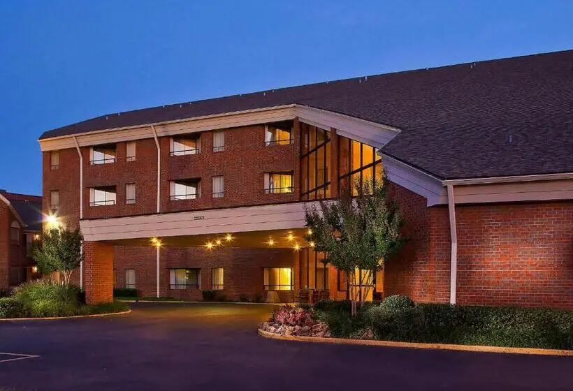 レジデンス Sonesta Simply Suites Memphis East Poplar Pike