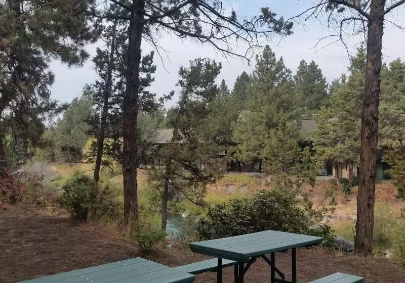 Resort Otel Riverhouse Lodge