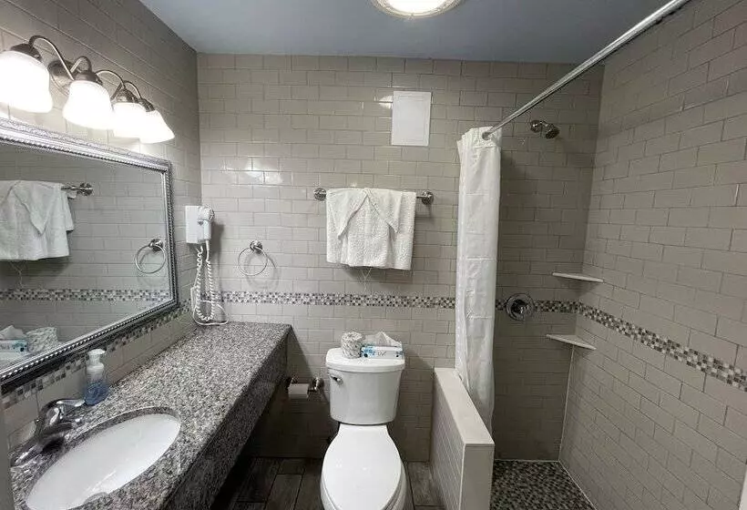 Rio Motel And Suites