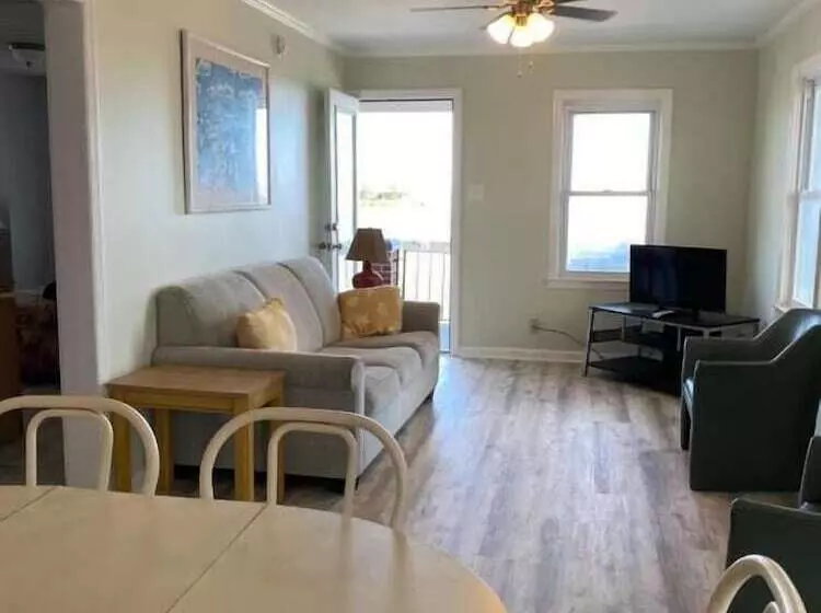 Rio Motel And Suites