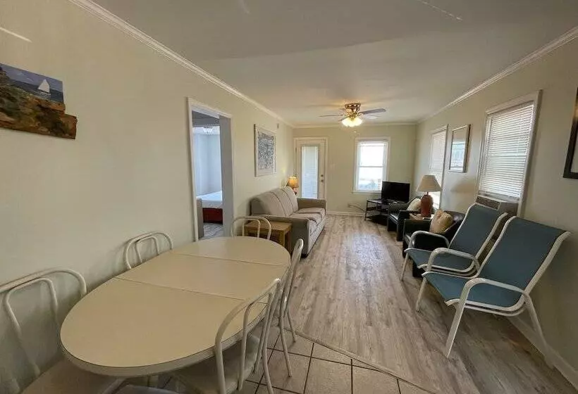 Rio Motel And Suites