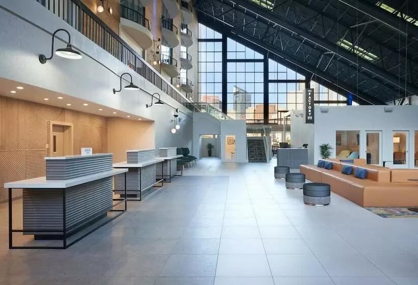 Sheraton Pittsburgh Hotel At Station Square