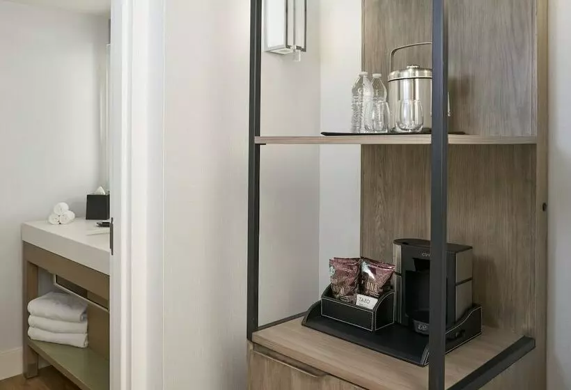 Sheraton Pittsburgh Hotel At Station Square