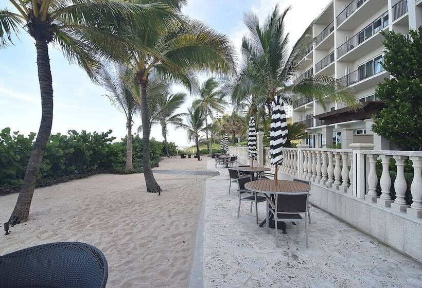 The Sea Lord Hotel & Suites