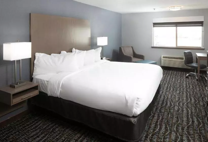 28 Boise Airport, Ascend Hotel Collection