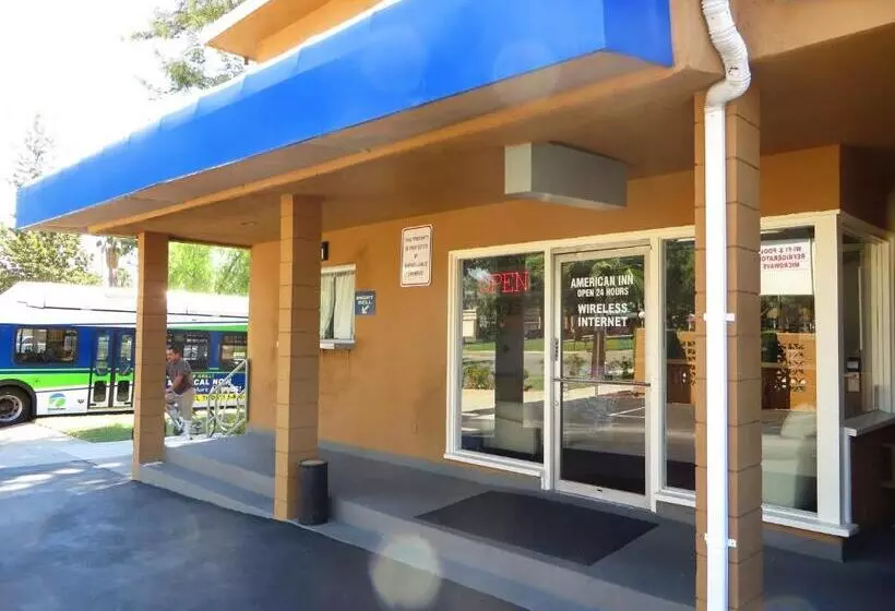 호텔 American Inn Ontario