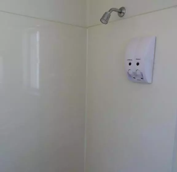 호텔 American Inn Ontario