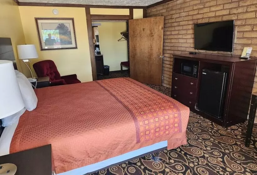 فندق Carthage Inn