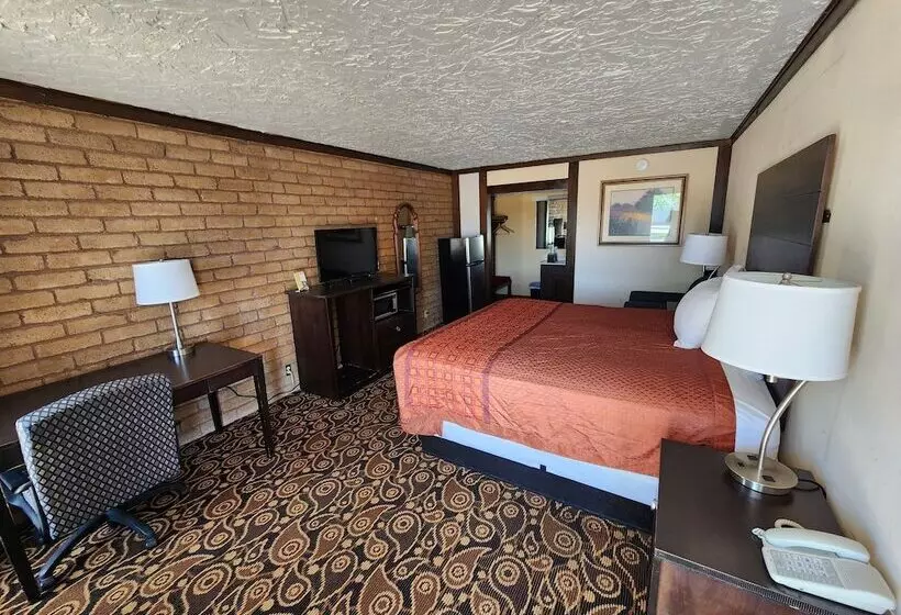 فندق Carthage Inn