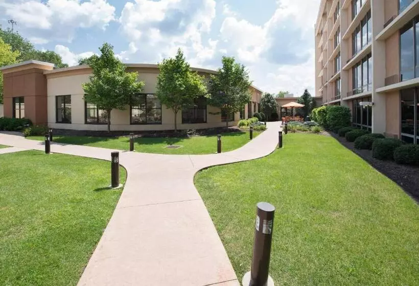 Otel Courtyard By Marriott Canton