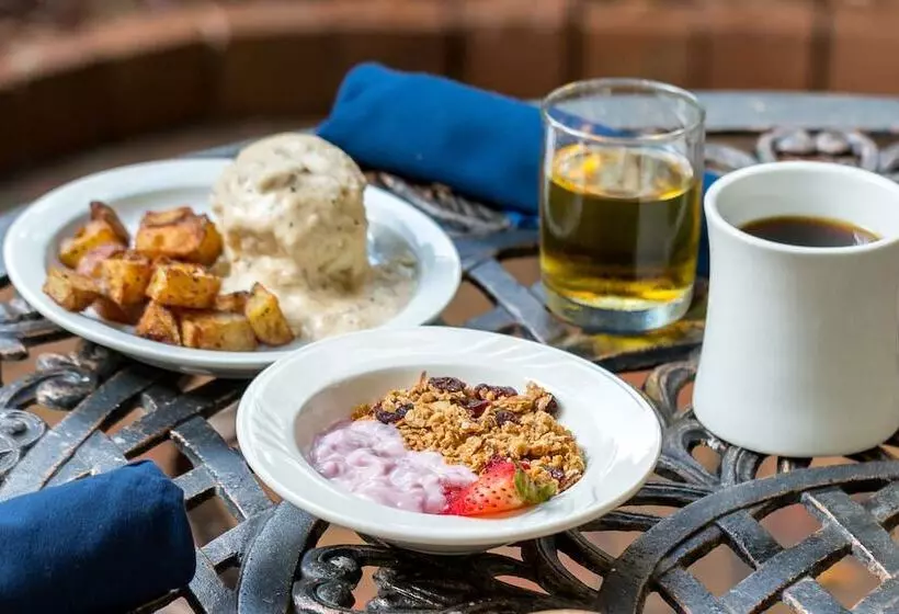 בית מלון כפרי Eliza Thompson House, Historic Inns Of Savannah Collection