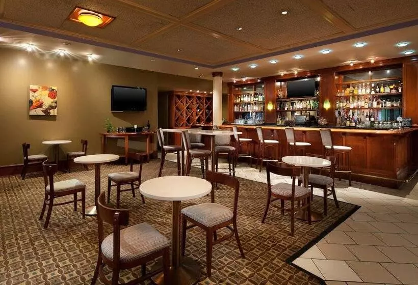 Hotel Four Points By Sheraton Bakersfield