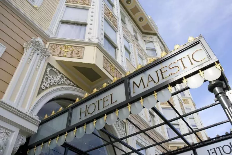 호텔 Majestic