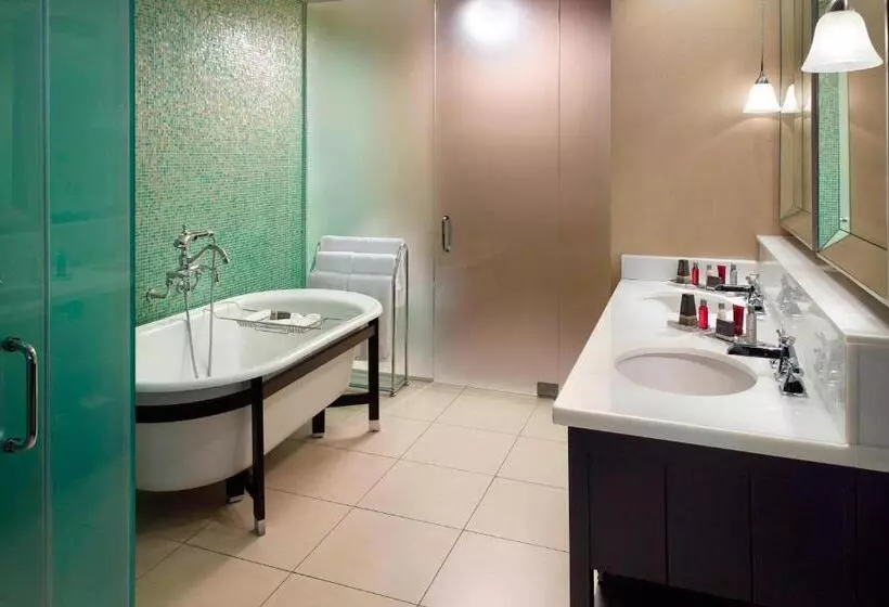 فندق New Orleans Marriott Metairie At Lakeway