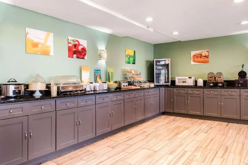 ホテル Quality Inn & Suites Miamisburg  Dayton South