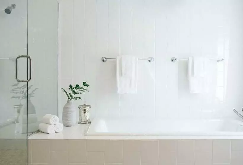 هتل Renaissance Westchester