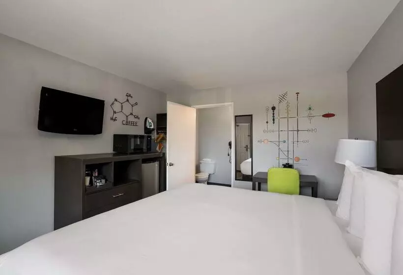 Richland Riverfront Hotel, Ascend Hotel Collection