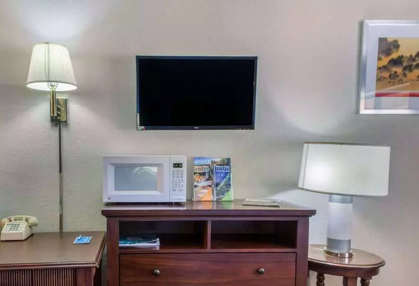 هتل Rodeway Inn Near Ft Huachuca